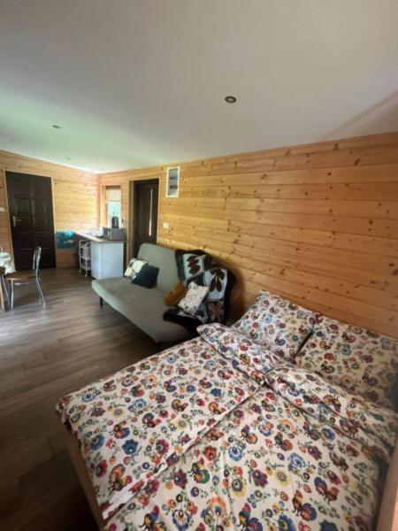 Lesny Zakatek Bed & Breakfast Smardzewice Exterior photo